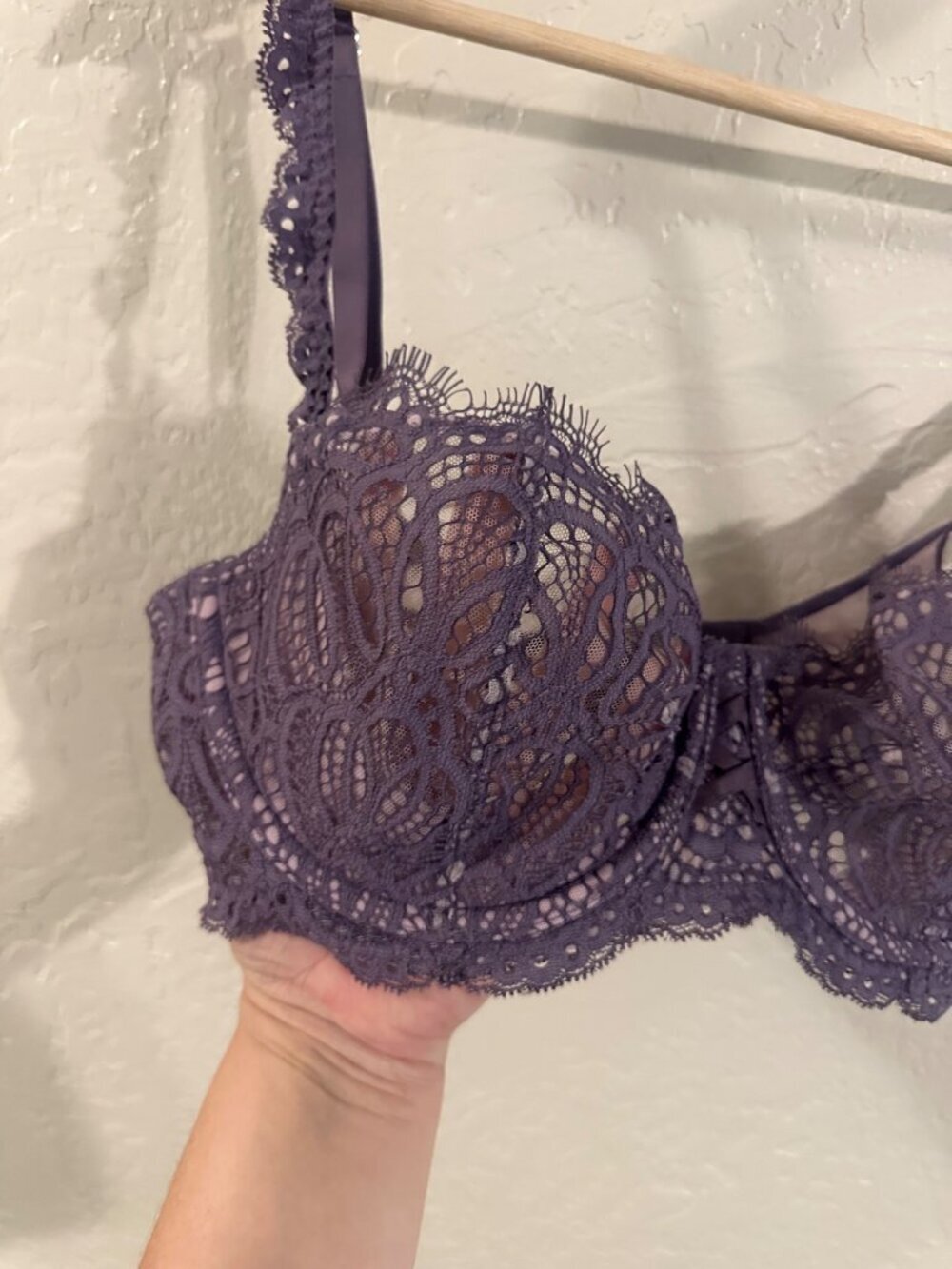 Victoria’s Secret Dream Angels Purple Lacy Push Up Without Padding Bra - Picture 4 of 8